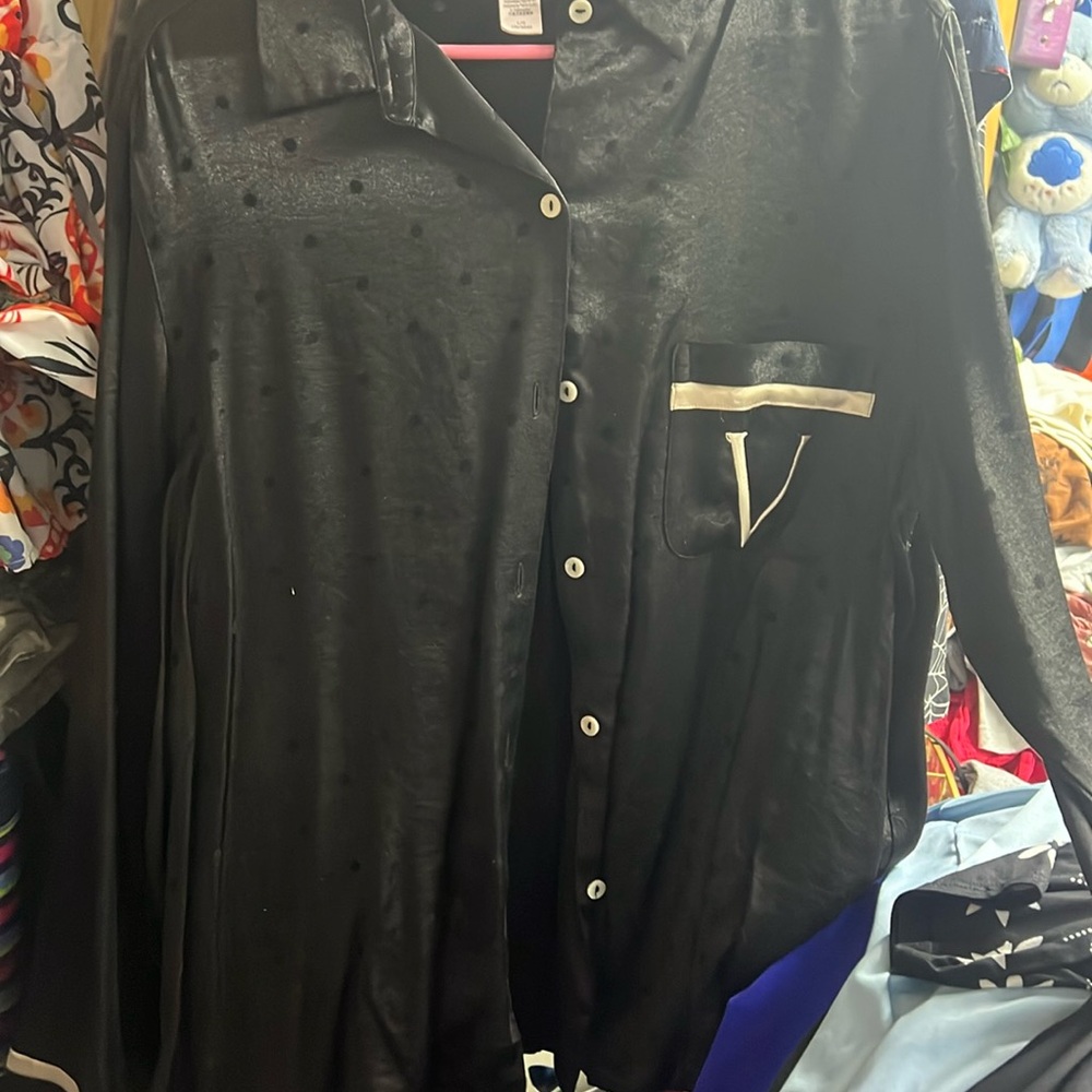 Victoria’s Secret Pajama Top silk